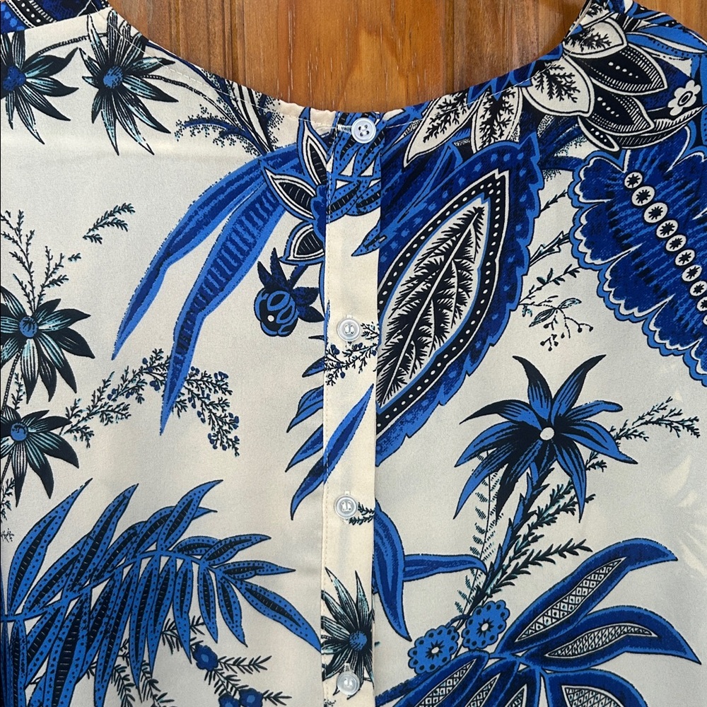 Premise Women’s Plus Floral Tropic Blouse - Picture 9 of 9